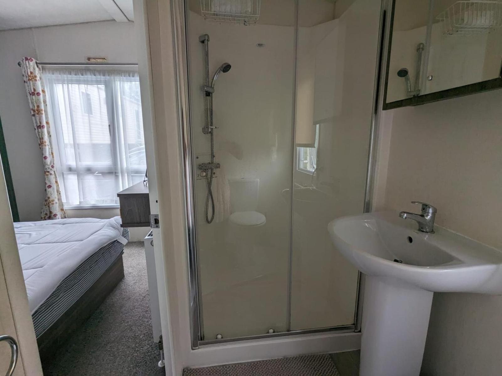 Ascot Otel Tosside Dış mekan fotoğraf