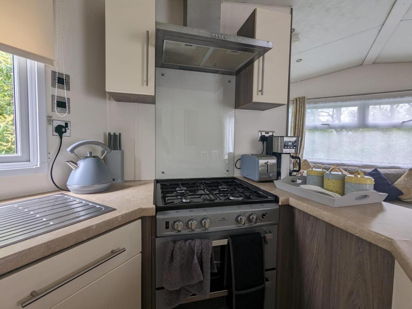 Ascot Otel Tosside Dış mekan fotoğraf